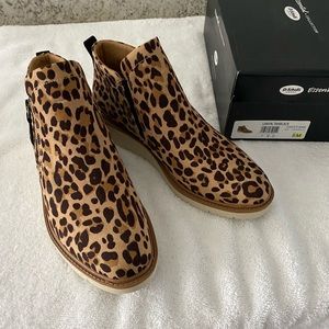 Dr Scholls cheetah NUBUCK booties SZ8